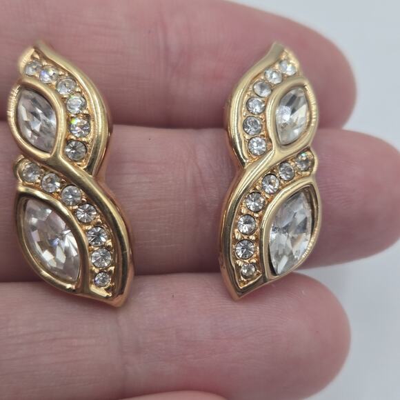 Swarovski Jewelry - Vintage Earrings SAL Gold Tone Swarovski Pierced Chic Large Sparkling Crystals